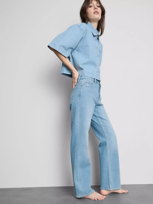 Baumwoll-Denim-Jeans mit geradem Bein Baumwoll-Denim-Jeans mit geradem Bein