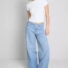 Baumwoll-Denim-Jeans mit mittlerer Leibhöhe und weitem Bein Baumwoll-Denim-Jeans mit mittlerer Leibhöhe und weitem Bein