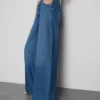 Baumwoll-Denim-Jeans mit mittlerer Leibhöhe und weitem Bein Baumwoll-Denim-Jeans mit mittlerer Leibhöhe und weitem Bein