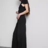 Baumwoll-Denim-Jeans mit mittlerer Leibhöhe und weitem Bein Baumwoll-Denim-Jeans mit mittlerer Leibhöhe und weitem Bein