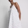 Baumwoll-Dobby-Nachthemd mit Blumenmuster Baumwoll-Dobby-Nachthemd mit Blumenmuster