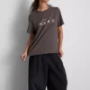 Baumwoll-T-Shirt mit Grafik und kurzen Shorts Baumwoll-T-Shirt mit Grafik und kurzen Shorts