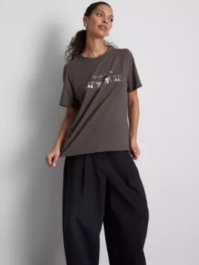Baumwoll-T-Shirt mit Grafik und kurzen Shorts
