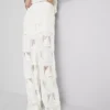 Baumwollreiche Häkelhose mit geradem Bein Baumwollreiche Häkelhose mit geradem Bein