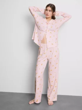 bedruckte boyfriend schlafanzge 2 2 280x373 - Bedruckte Boyfriend-Schlafanz&uuml;ge