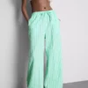 Bedruckte Strandhose mit weitem Bein