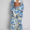 Bedruckte Strandhose mit weitem Bein Bedruckte Strandhose mit weitem Bein