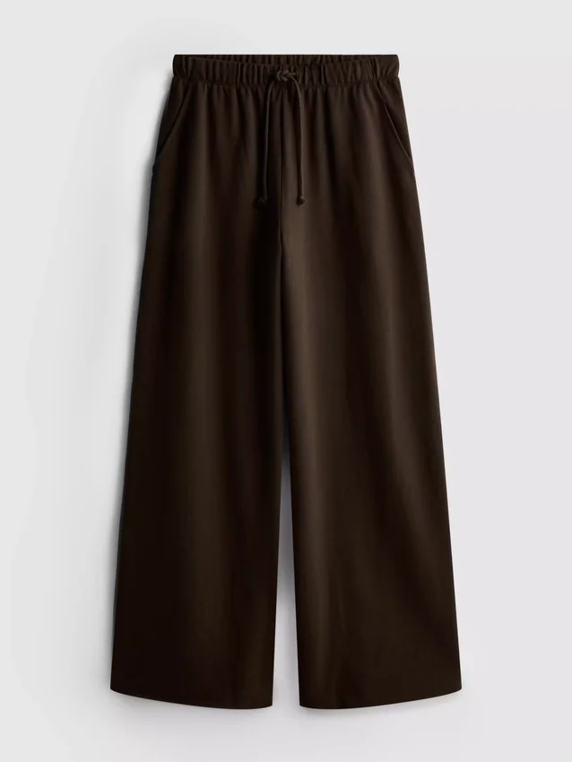 Bequeme Jogginghose aus Baumwollmischung mit weitem Bein Bequeme Jogginghose aus Baumwollmischung mit weitem Bein