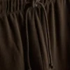 Bequeme Jogginghose aus Baumwollmischung mit weitem Bein Bequeme Jogginghose aus Baumwollmischung mit weitem Bein