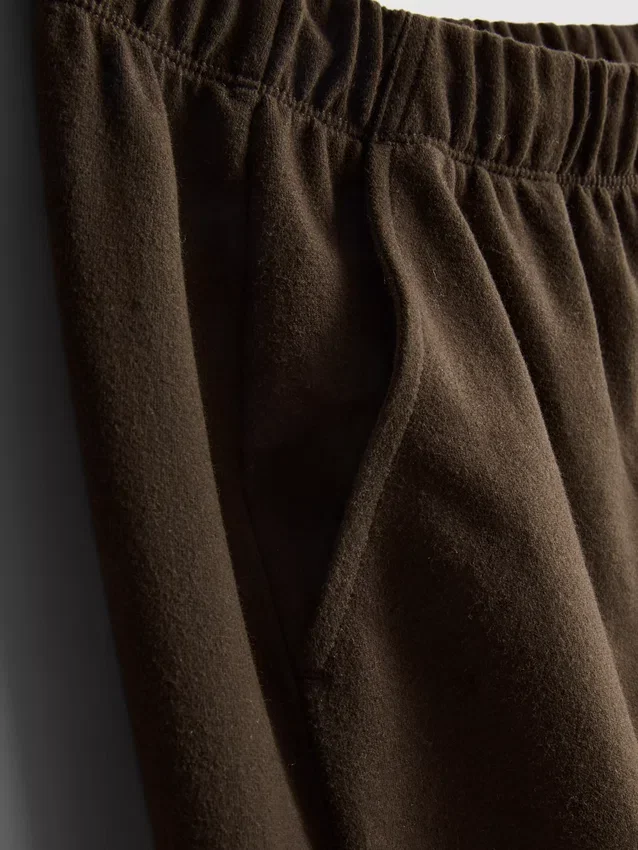 Bequeme Jogginghose aus Baumwollmischung mit weitem Bein Bequeme Jogginghose aus Baumwollmischung mit weitem Bein