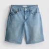 Bermuda-Shorts aus Denim mit unversäubertem Saum Bermuda-Shorts aus Denim mit unversäubertem Saum
