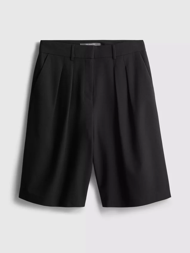 Bermudashorts mit Falten Bermudashorts mit Falten