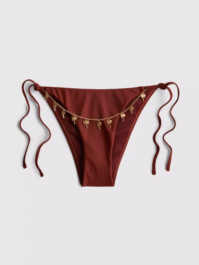 Bikini-Höschen mit Kettenverzierung und seitlichen Bindebändern Bikini-Höschen mit Kettenverzierung und seitlichen Bindebändern