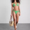 Bikini-Oberteil im Gingham-Muster mit Bananen-Stickerei Bikini-Oberteil im Gingham-Muster mit Bananen-Stickerei