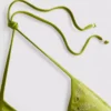 Bikini-Oberteil mit Dreiecks-Schnitt und Fischstickerei Bikini-Oberteil mit Dreiecks-Schnitt und Fischstickerei