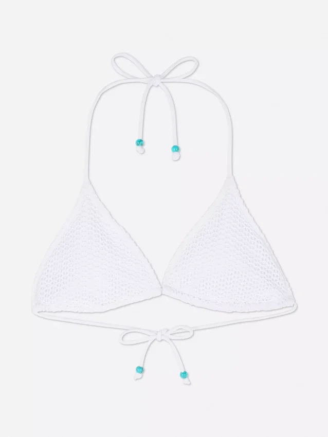 Bikini-Oberteil mit Häkelverzierung und Perlen Bikini-Oberteil mit Häkelverzierung und Perlen