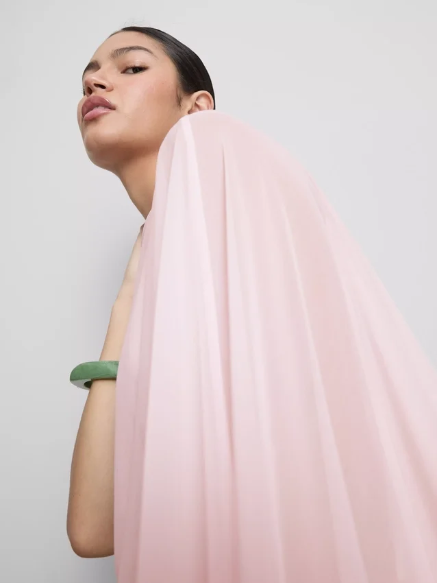 Body mit Cape-Überzug Body mit Cape-Überzug