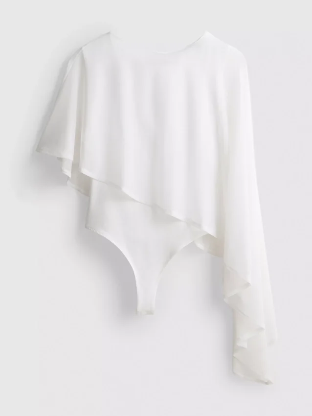 Body mit Cape-Überzug Body mit Cape-Überzug