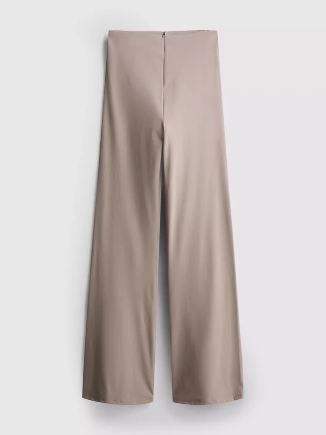Bodysculpt Performance-Leggings mit ausgestelltem Bein Bodysculpt Performance-Leggings mit ausgestelltem Bein