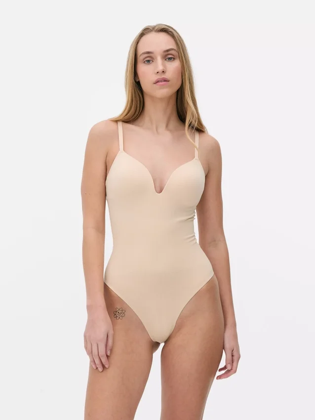 Bodysuit mit Tanga-Schnitt Bodysuit mit Tanga-Schnitt