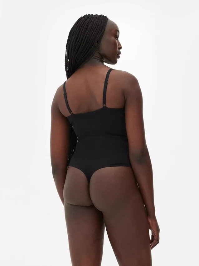 Bodysuit mit Tanga-Schnitt Bodysuit mit Tanga-Schnitt