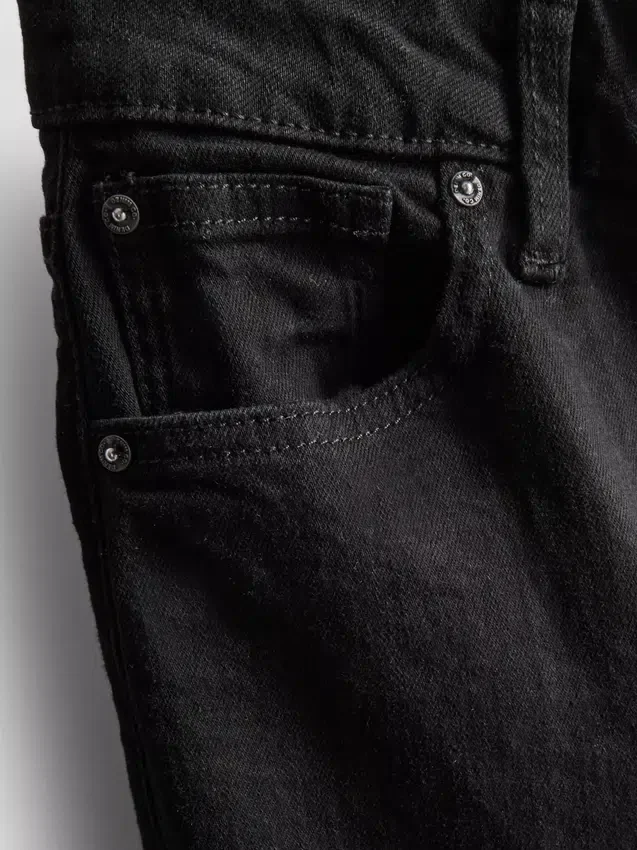 Bootcut-Jeans aus Baumwolle mit mittlerer Leibhöhe Bootcut-Jeans aus Baumwolle mit mittlerer Leibhöhe