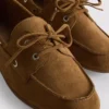 Bootsschuhe mit Schnürdetails