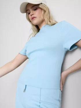 Boxy-T-Shirt mit Nahtdetails aus baumwollreichem Material