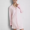 Boyfriend-Nachthemd mit Blumenmuster Boyfriend-Nachthemd mit Blumenmuster