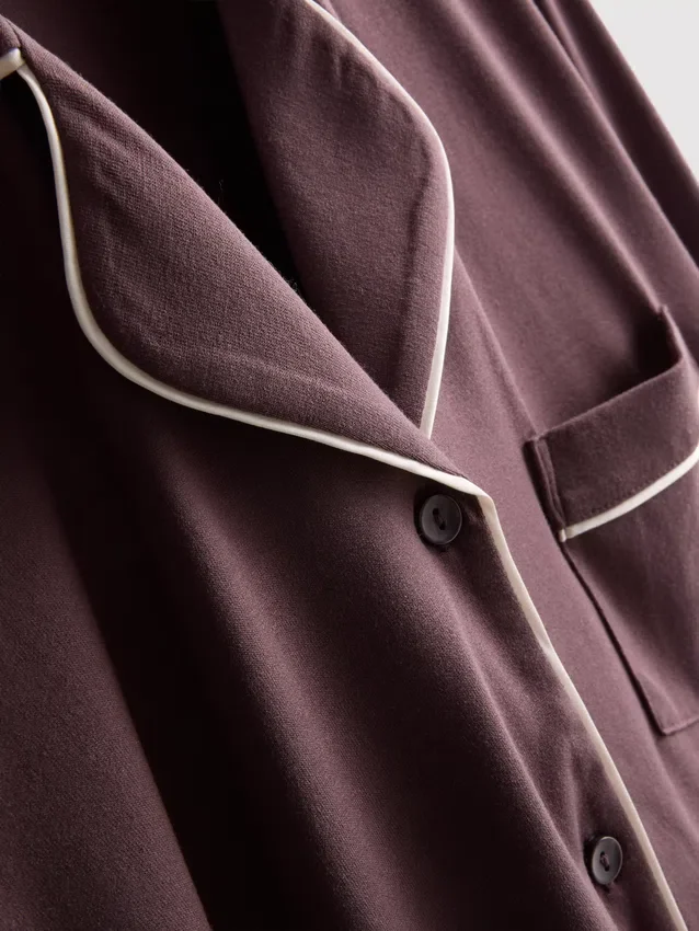 Boyfriend-Schlafanzug aus Jersey mit Paspelierung Boyfriend-Schlafanzug aus Jersey mit Paspelierung
