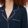 Boyfriend-Schlafanzug aus Jersey-Strick mit langen Ärmeln Boyfriend-Schlafanzug aus Jersey-Strick mit langen Ärmeln