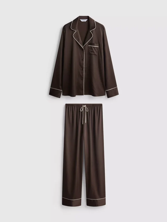 Boyfriend-Schlafanzug aus Satin Boyfriend-Schlafanzug aus Satin