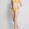 Brasilianisches Bikini-Höschen mit Polka-Dots Brasilianisches Bikini-Höschen mit Polka-Dots