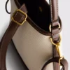 Bucket-Bag aus Kunstleder Bucket-Bag aus Kunstleder
