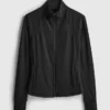 Butterweiche Funktionsjacke mit durchgehendem Reißverschluss Butterweiche Funktionsjacke mit durchgehendem Reißverschluss