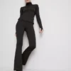 Butterweiche Leggings mit ausgestelltem Bein Butterweiche Leggings mit ausgestelltem Bein