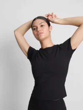 Butterweiches, figurbetontes T-Shirt