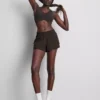 Butterweiches, gerafftes Active-Crop-Top Butterweiches, gerafftes Active-Crop-Top
