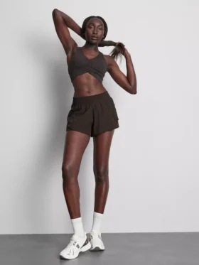 Butterweiches, gerafftes Active-Crop-Top