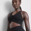 Butterweiches, gerafftes Crop-Top
