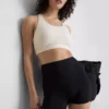 Butterweiches, trägerloses Crop-Top