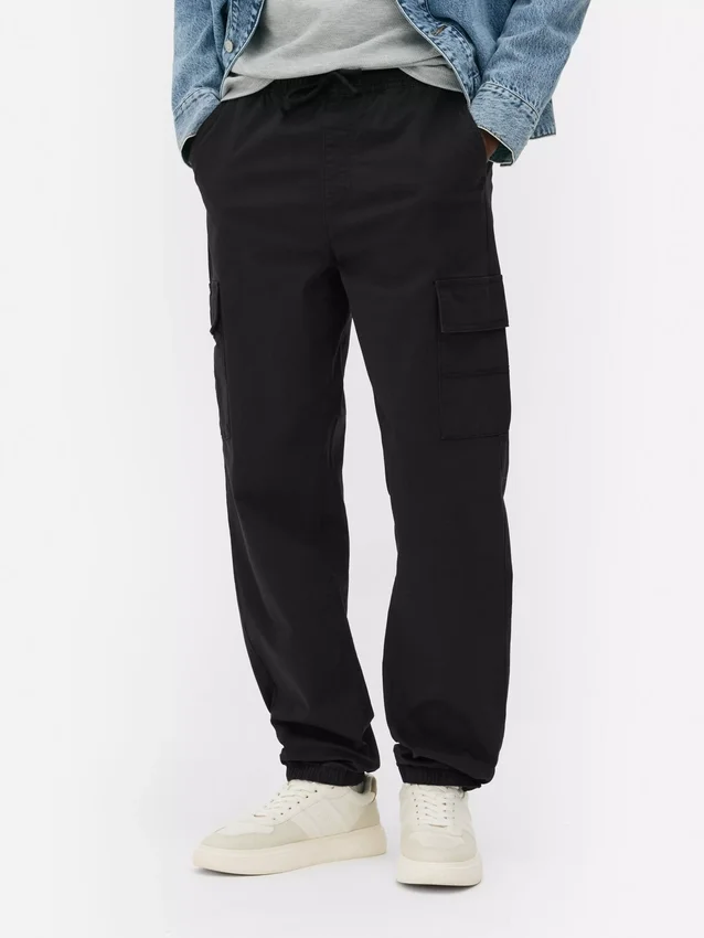 Cargohose mit Umschlag Cargohose mit Umschlag
