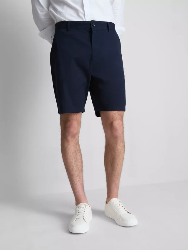Chino-Shorts mit hohem Baumwollanteil Chino-Shorts mit hohem Baumwollanteil