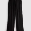 Crinkle-Hose mit weitem Bein Crinkle-Hose mit weitem Bein