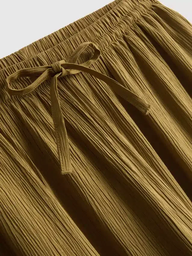 Crinkle-Hose mit weitem Bein Crinkle-Hose mit weitem Bein
