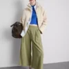 Culotte-Hose mit mittlerer Leibhöhe und weitem Bein Culotte-Hose mit mittlerer Leibhöhe und weitem Bein