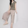 Culotte-Hose mit mittlerer Leibhöhe und weitem Bein Culotte-Hose mit mittlerer Leibhöhe und weitem Bein