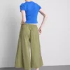 Culotte-Hose mit mittlerer Leibhöhe und weitem Bein Culotte-Hose mit mittlerer Leibhöhe und weitem Bein