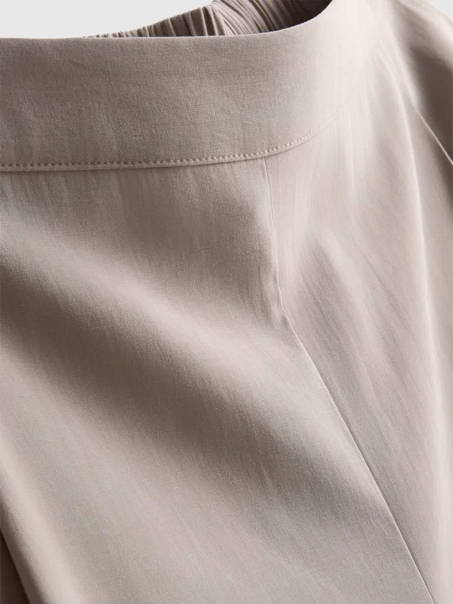 Culotte-Hose mit mittlerer Leibhöhe und weitem Bein Culotte-Hose mit mittlerer Leibhöhe und weitem Bein