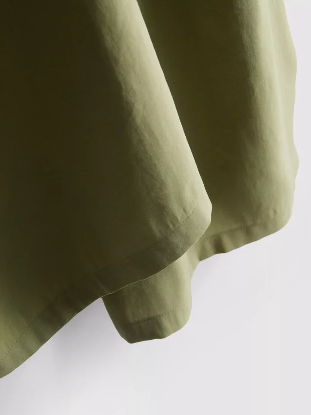 Culotte-Hose mit mittlerer Leibhöhe und weitem Bein Culotte-Hose mit mittlerer Leibhöhe und weitem Bein